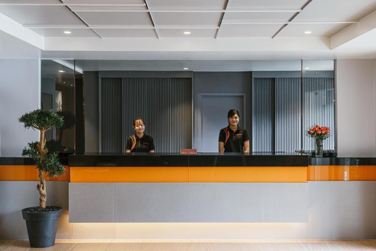 Season Place Bangkok Exterior photo